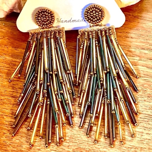 Deepa Gurnani Jewelry - 🌺🎉HP🎉🌺 NWT Deepa Beaded Gold Statement Earrings